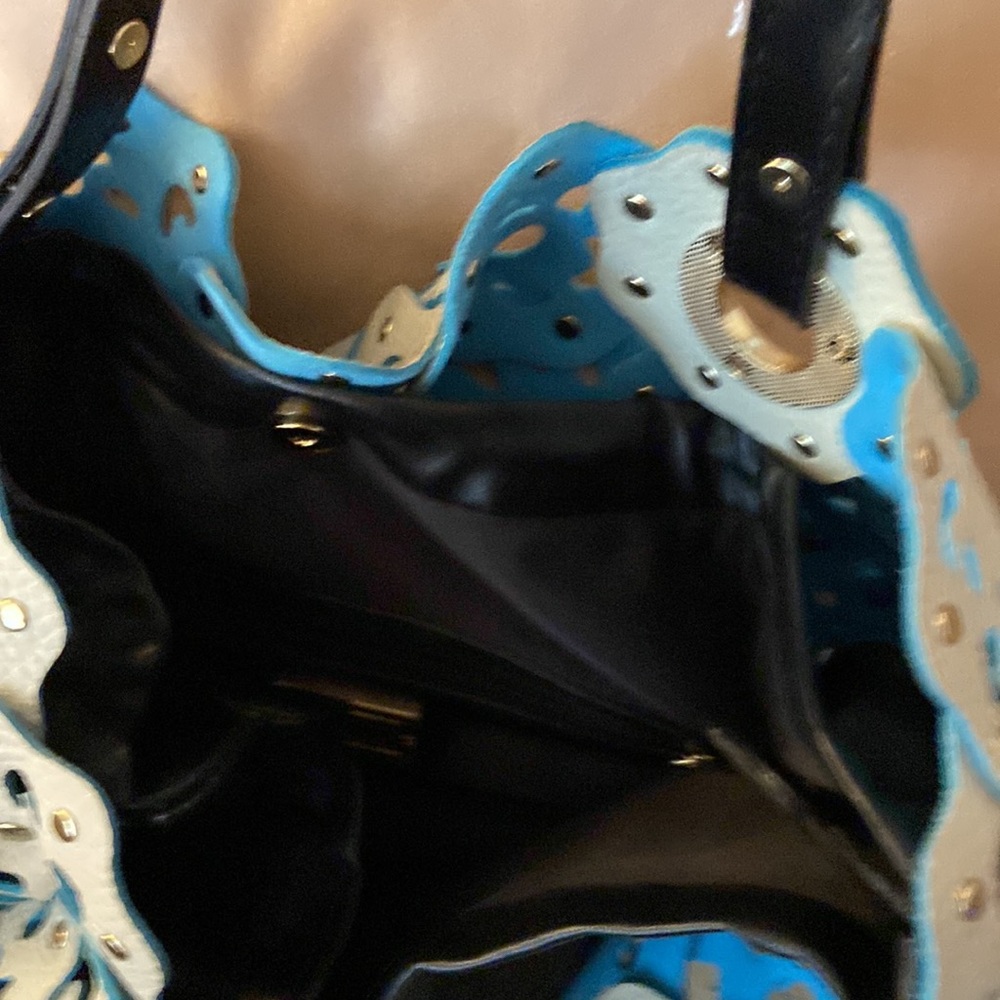 🤍 Studded turquoise and cream tote bag - Picture 10 of 13